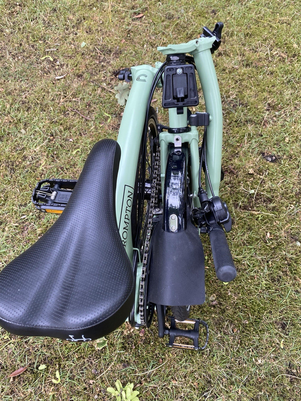 Brompton C-line 6-speed in Matcha Green (discontinued)