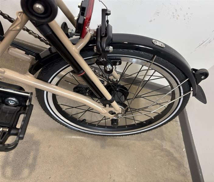 Brompton C Line 6 Speed 2023 High Handlebar Folding Bike - Dune Sand