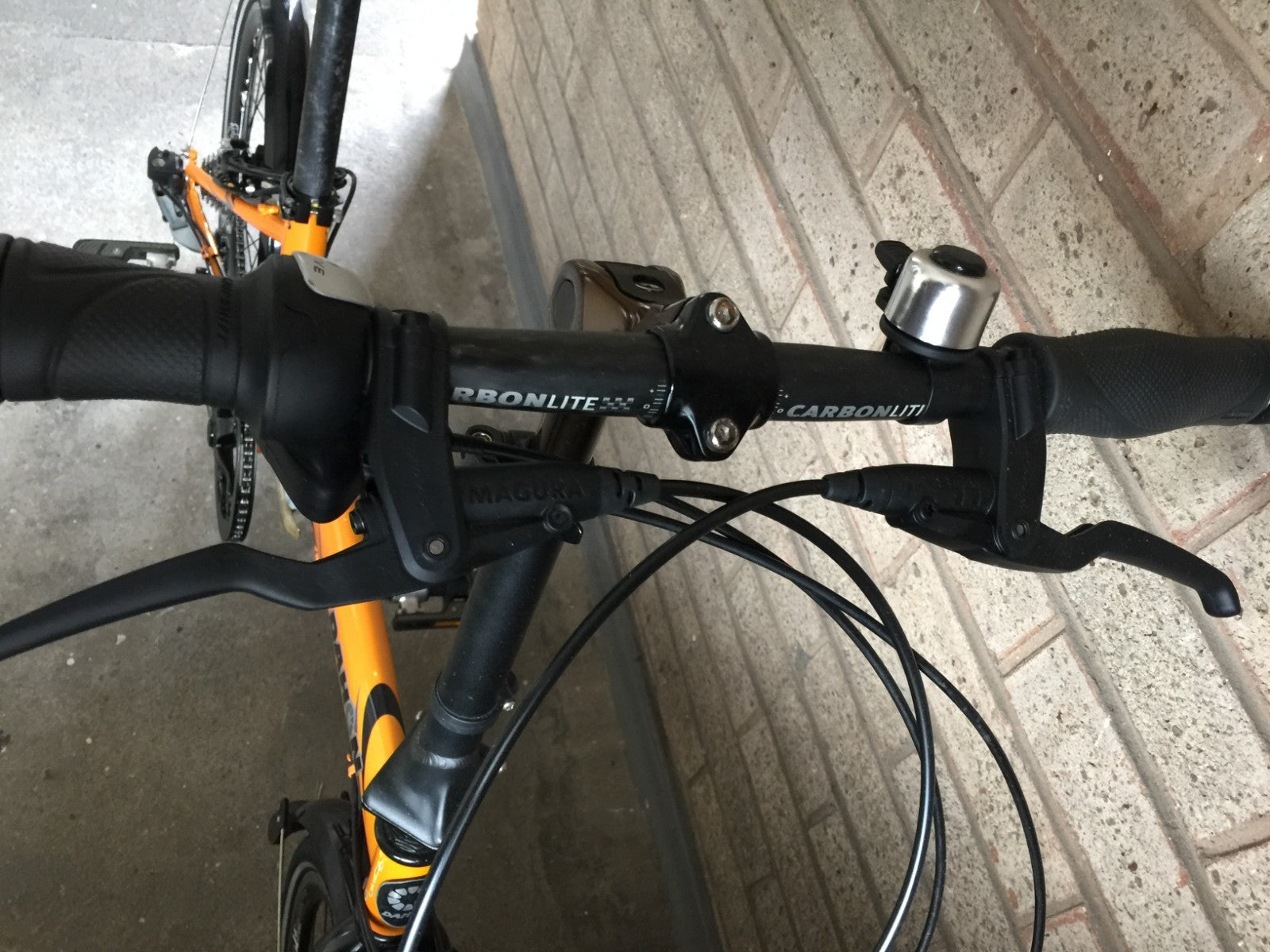 Dahon Speed Pro folding bike fitted with brand new Magura hydraulic brakes