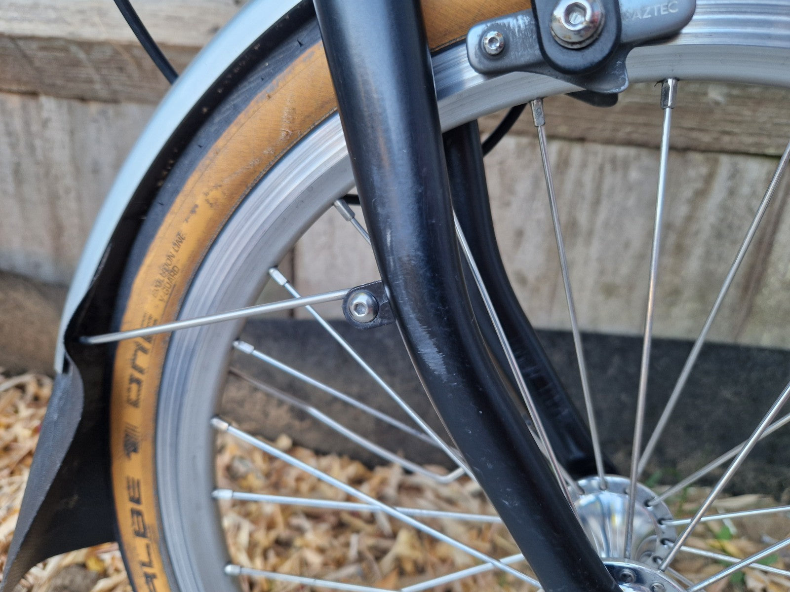 Brompton M3L black - 3 speed - thumb shifter