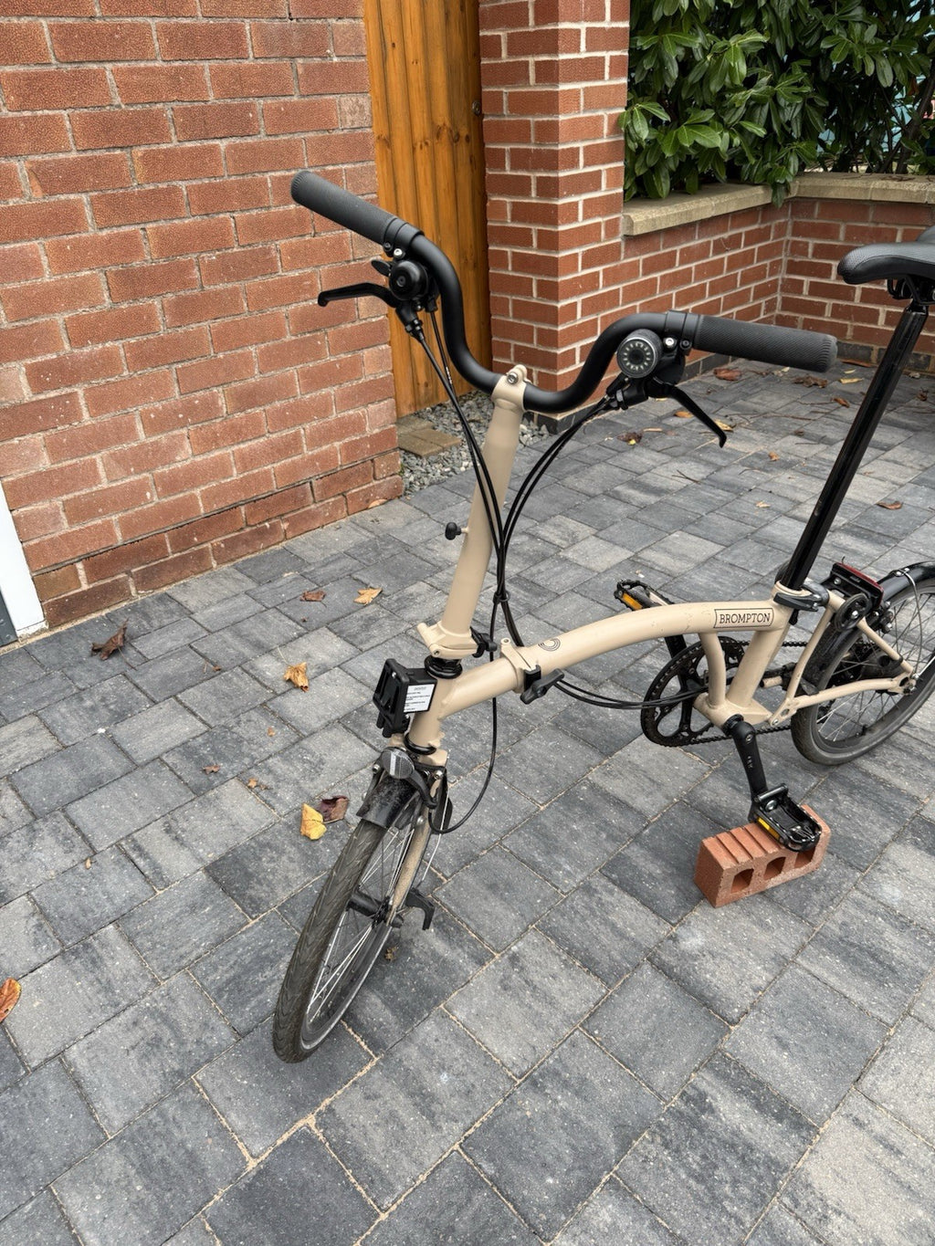 Brompton Folding Bike 16in Beige Grip Shifter BMX Bars Caliper Side Pull