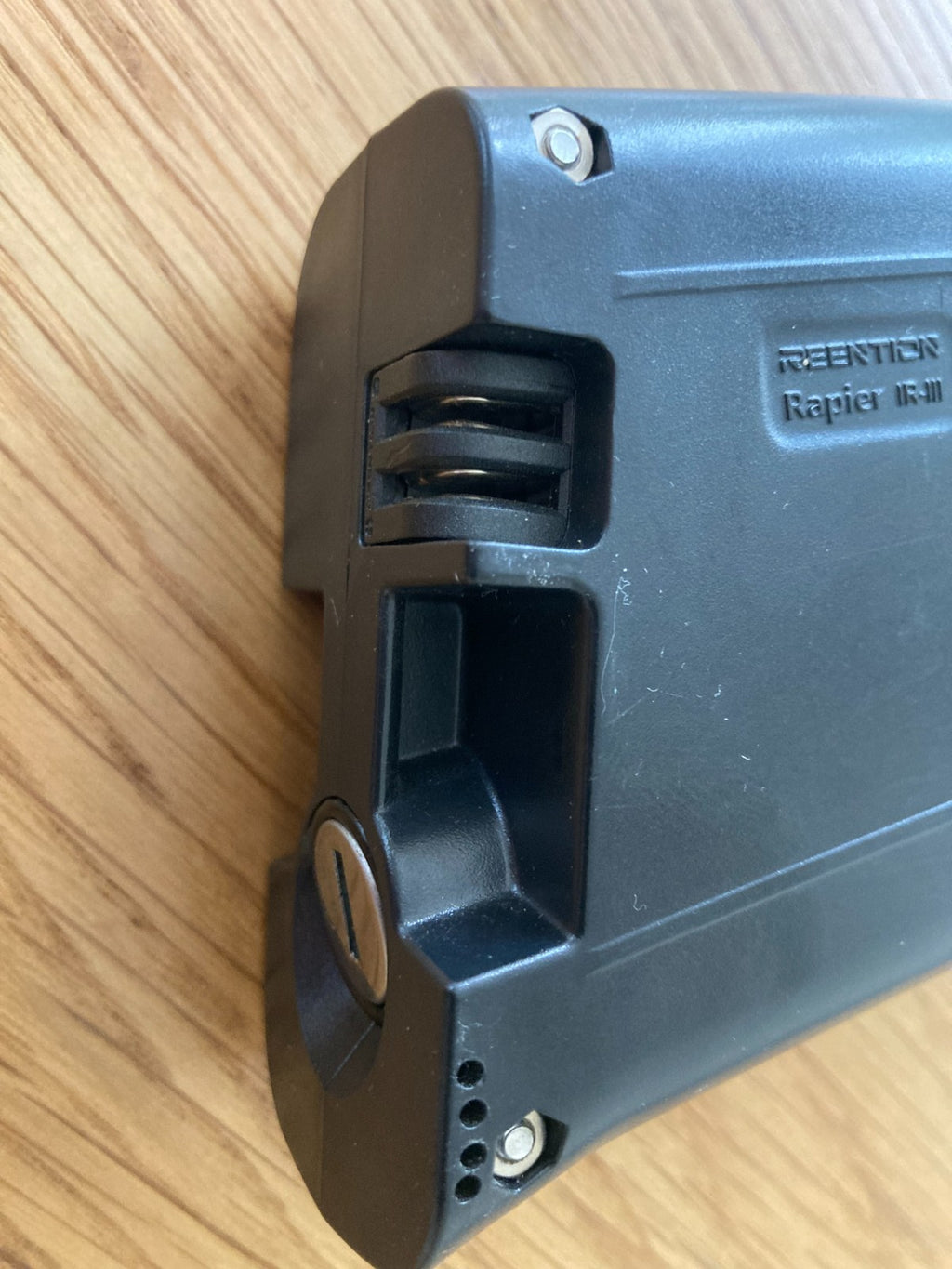 FAULTY Carrera Crosscity 2Pin — 36V 8.7AH Li- ion Battery E- Bike FAULTY!