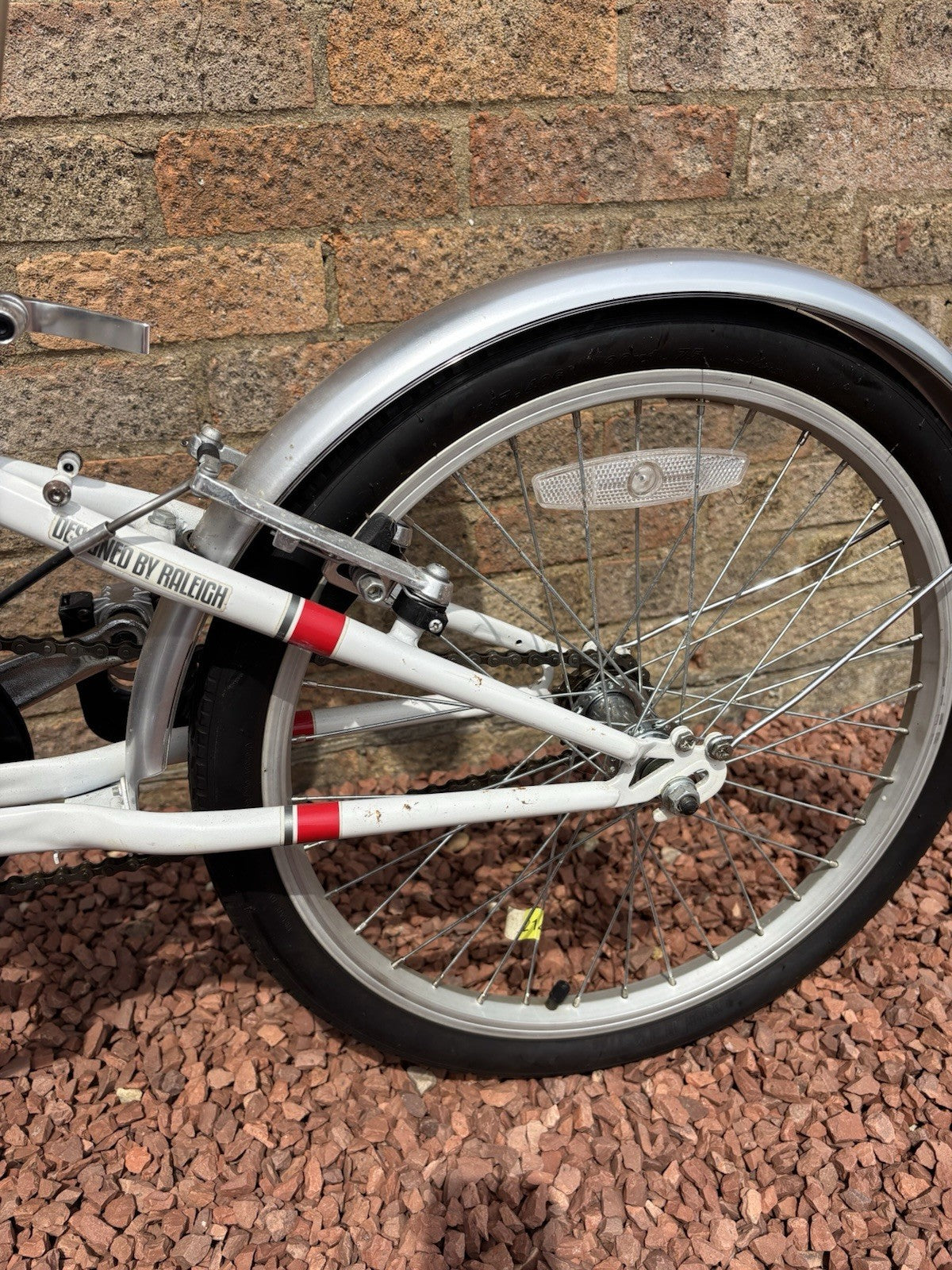 Raleigh Activ Folding Bike 20" Wheels
