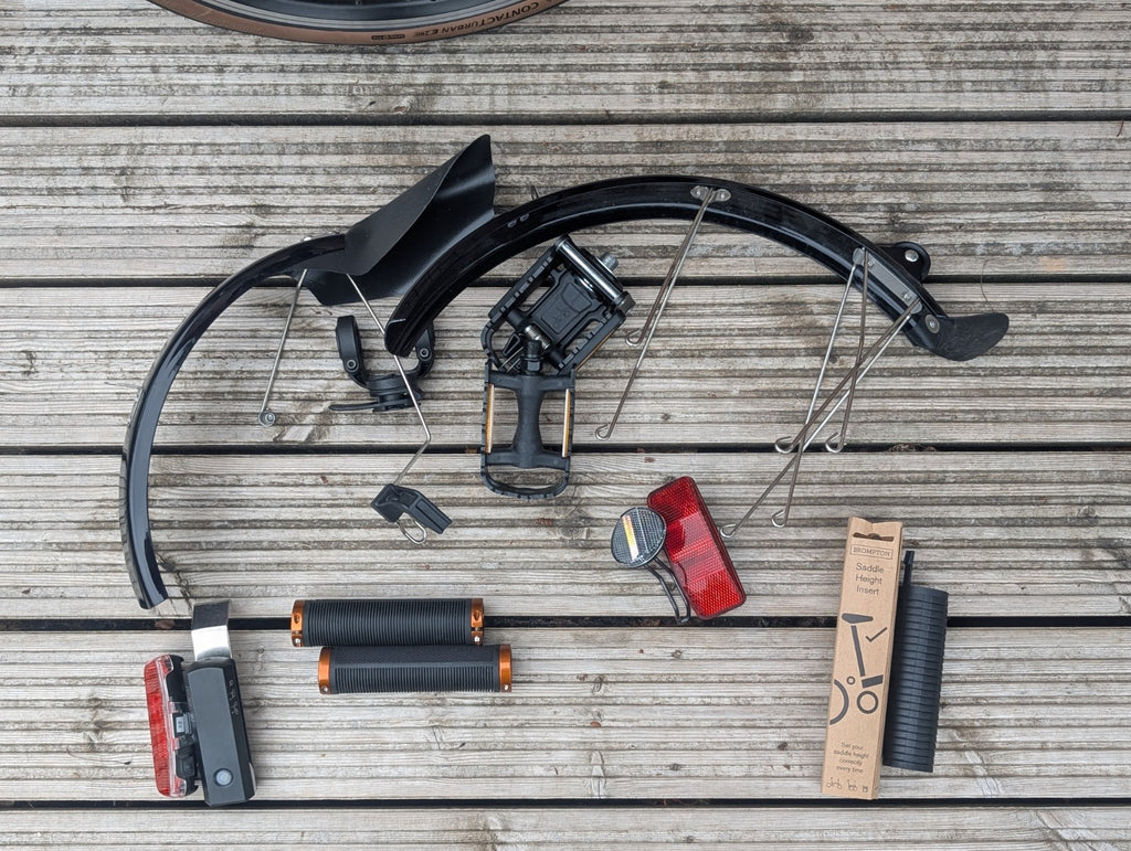 Brompton C Line Explore 6-Speed Black Lacquer Mid