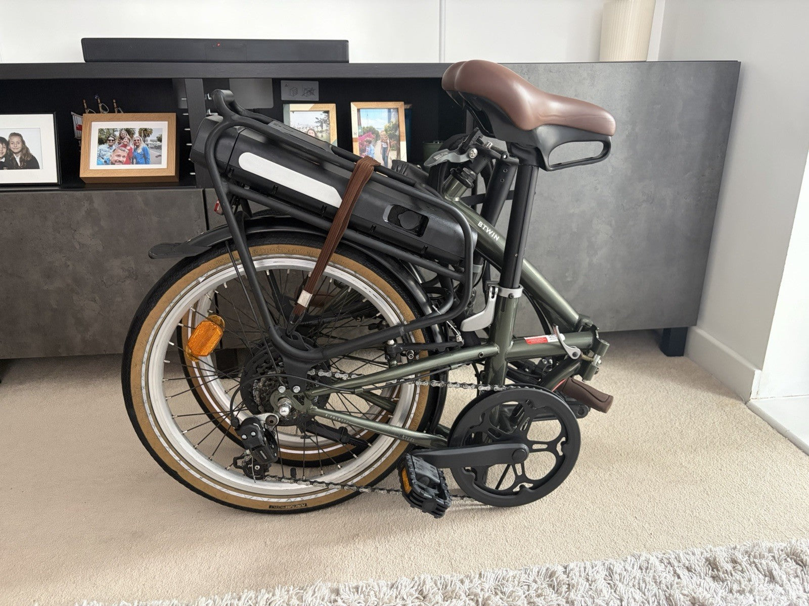 B’TWIN E-FOLD 500-GREEN FOLDING BICYCLE 20" WITH FRONT BAG