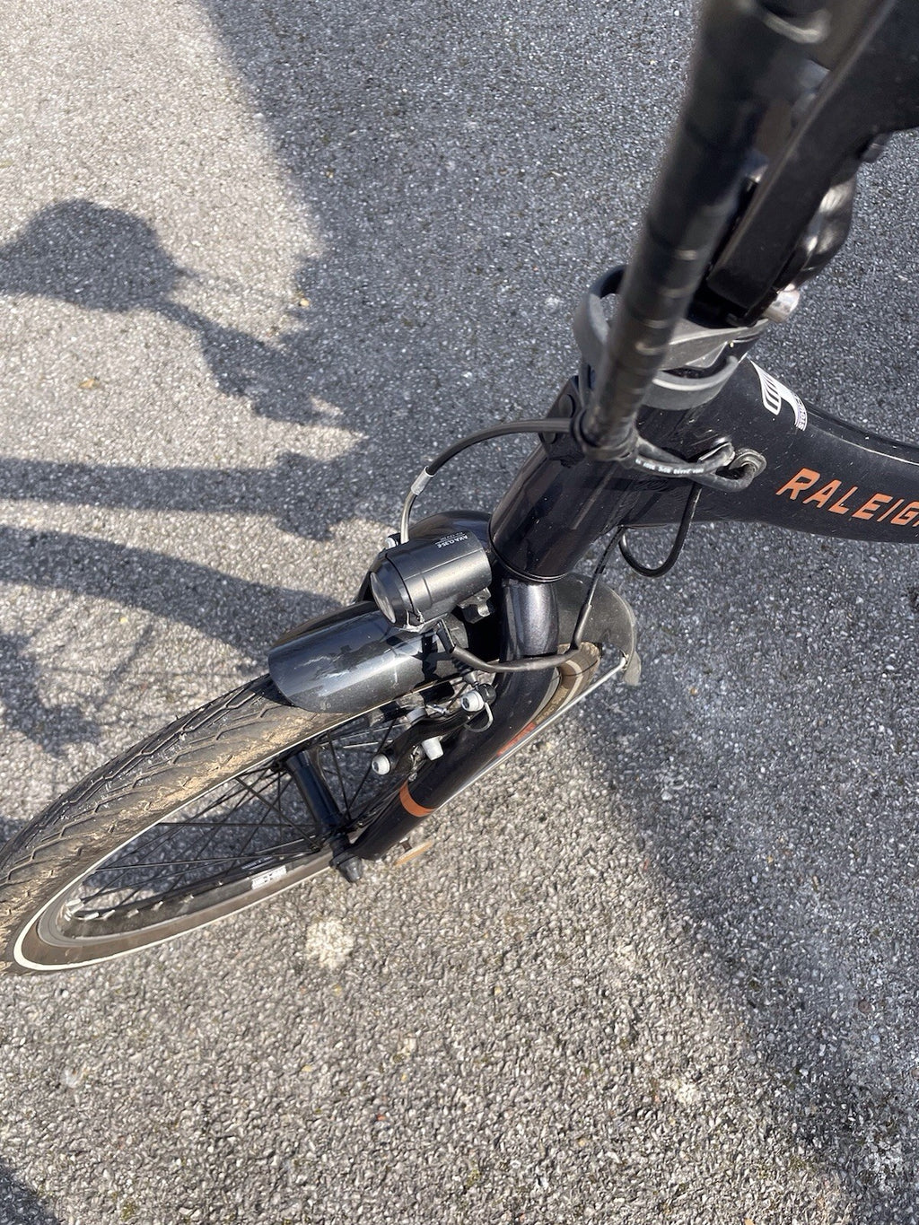 Rayleigh  Trans x Folding Bicycle 20 Inch 8 Speed Shimano Gears Black
