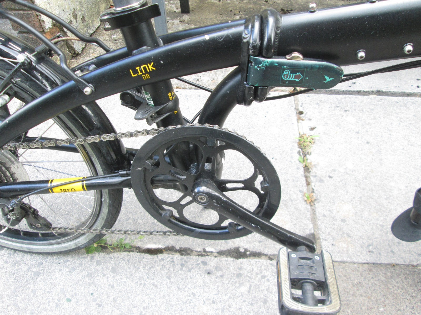TERN LINK D8 FOLDING BIKE