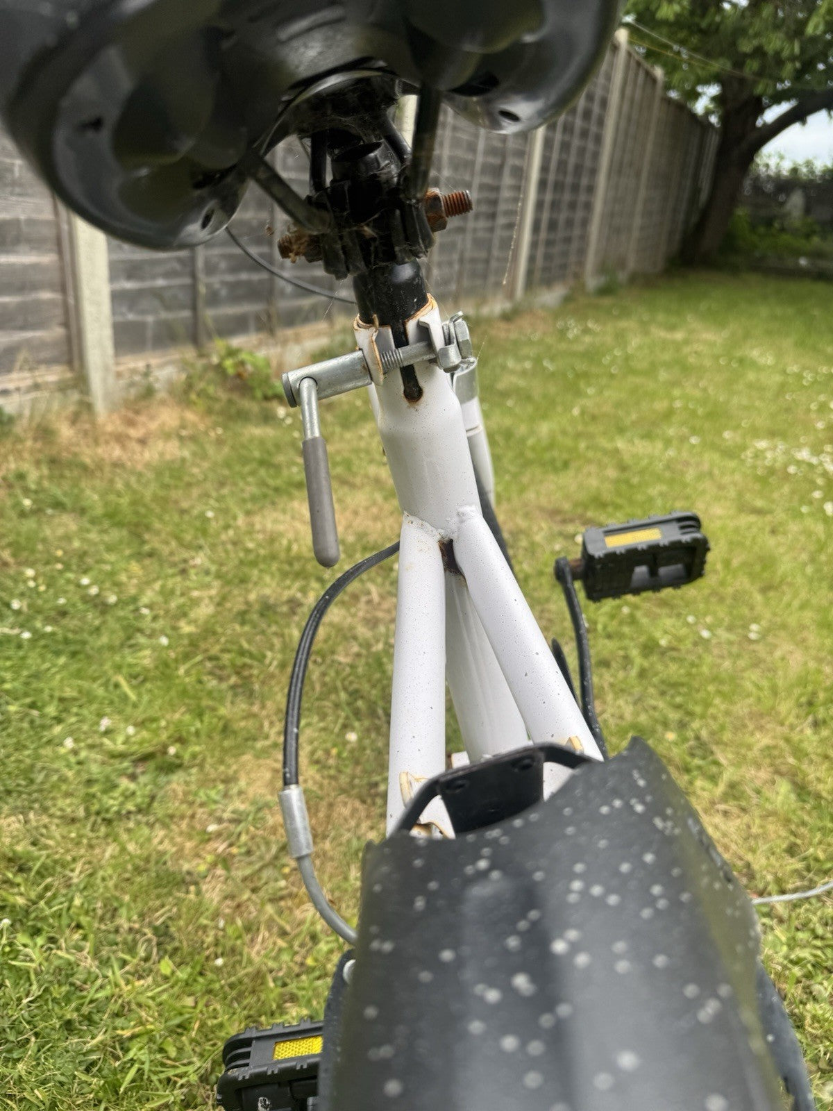 White Aomeisi Folding Bike Unisex Adults 20 Inch Wheels 7 Speed