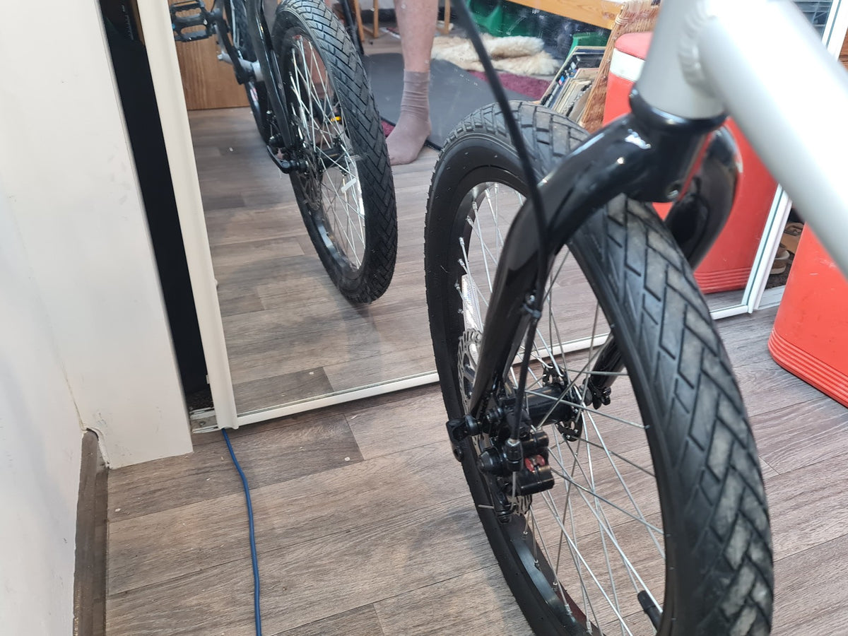 20" adult teen semi-folding bike. Brand new unused. Just been setup
