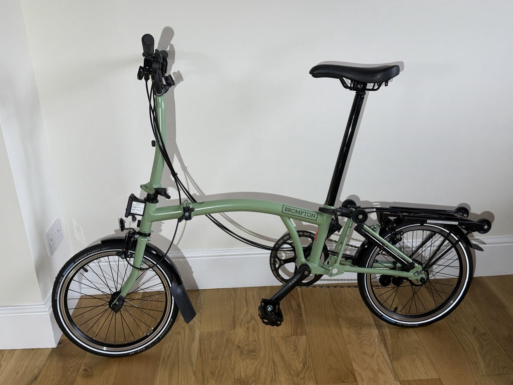Brompton C Line M Frame Matcha Green 6 speed USED ONCE