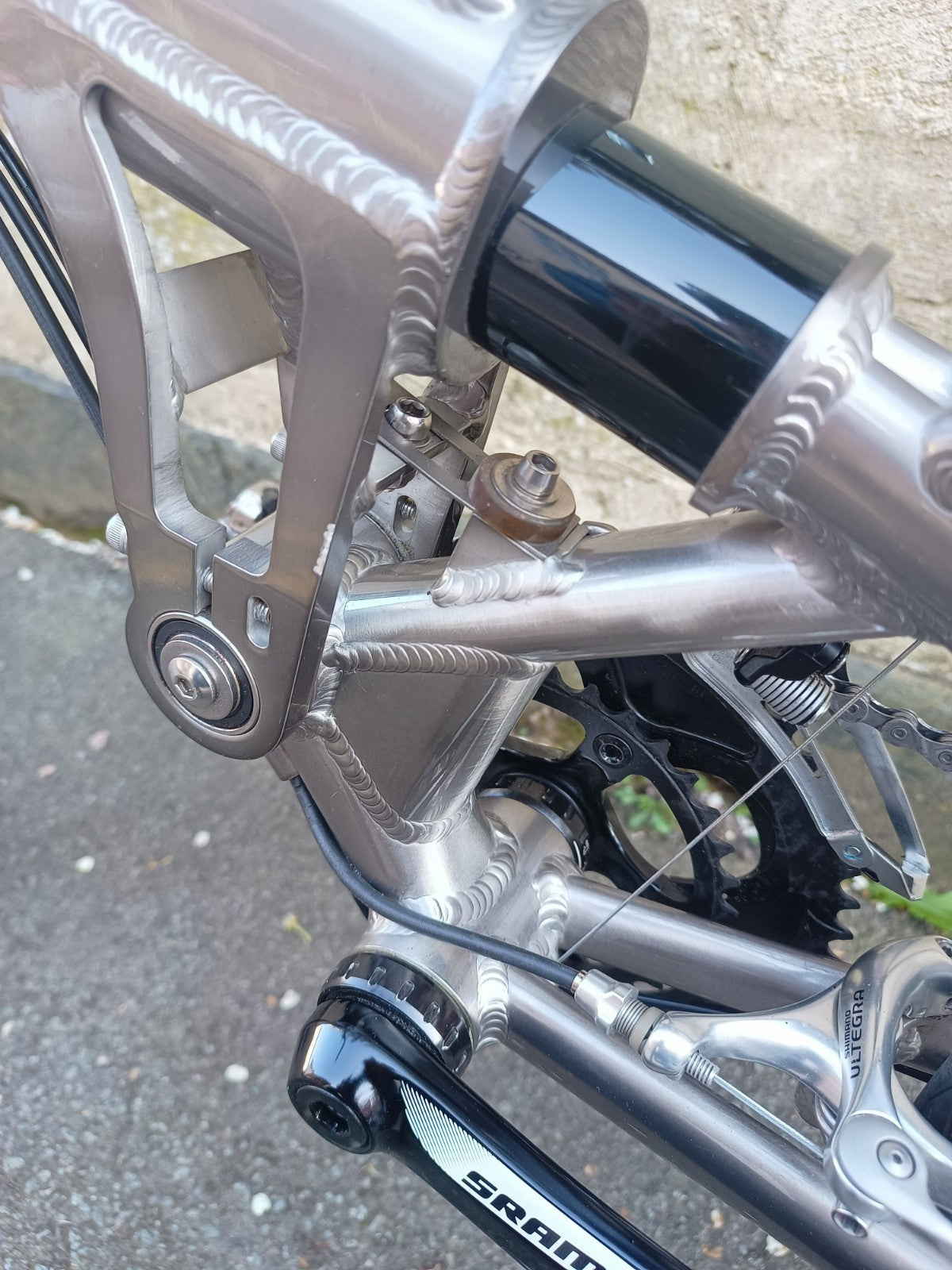 Airnimal Chameleon folding bike Shimano Ultegra
