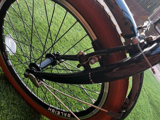 Raleigh stowaway folding bike