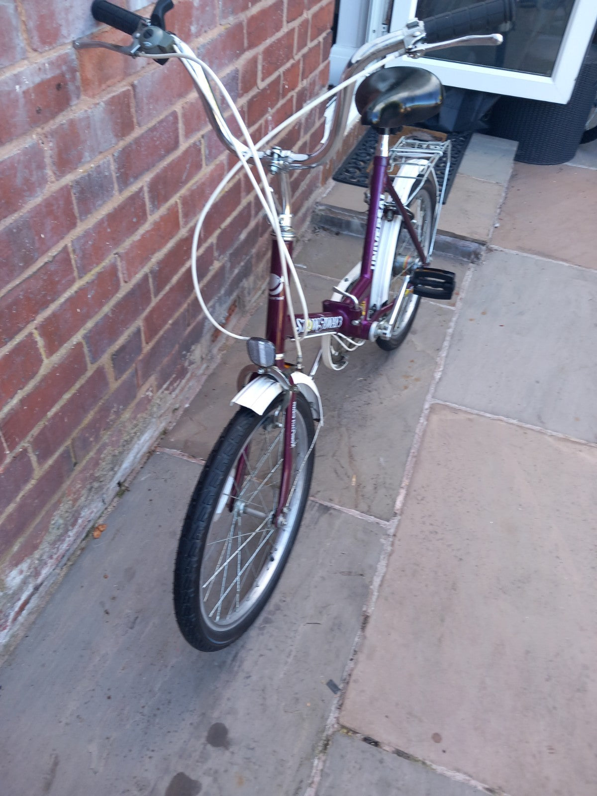 Universal Stowaway Folding Bike 3-Speed, 20" Wheels Excellent Condition