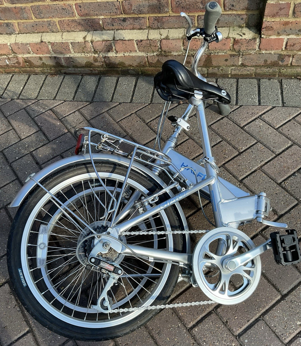 Giant Halfway Folding Bicycle Bike 20” Wheels