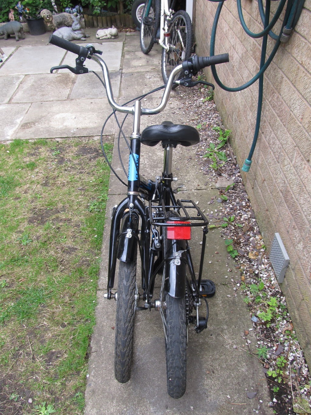 BIKE - FOLDING BIKE - 19 "WHEELS  - UNISEX - VERY GOOD CONDITION