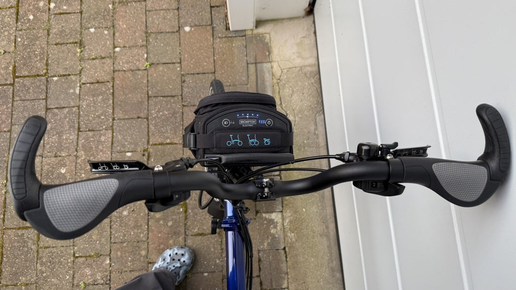 Brompton - C Line E-Folding Bike - M6L -Bolt Blue Lacquer - Near Mint Condition