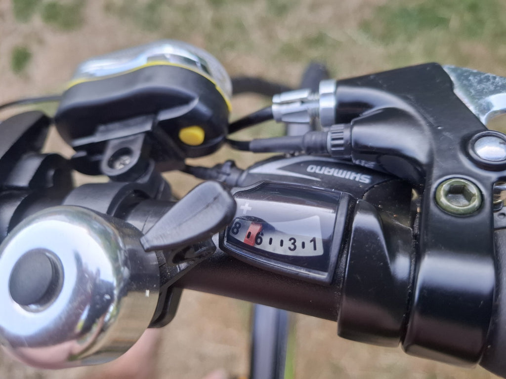 Halfords Crosscity -E Folding Bike, unused condition
