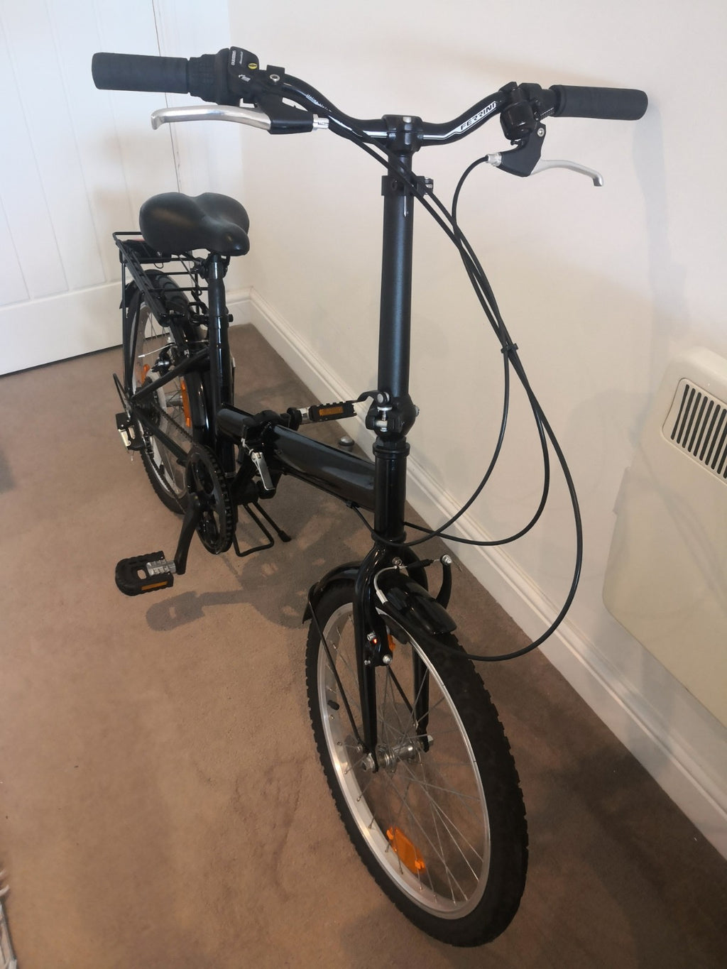Bike Sport 20 inch folding bike, Shimano 6 Speed, Black in excellent condition