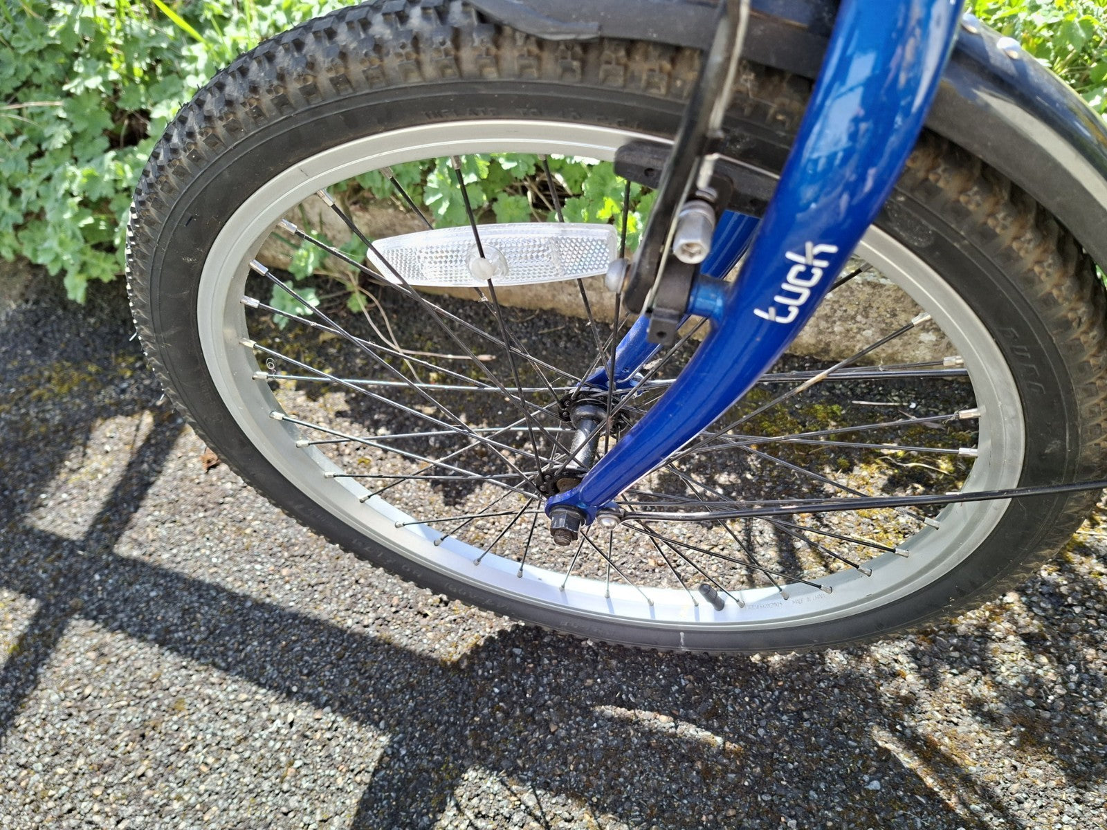 Apollo Tuck Folding Bike 20 6-Speed, Excellent Collection Only From LS21 3JA