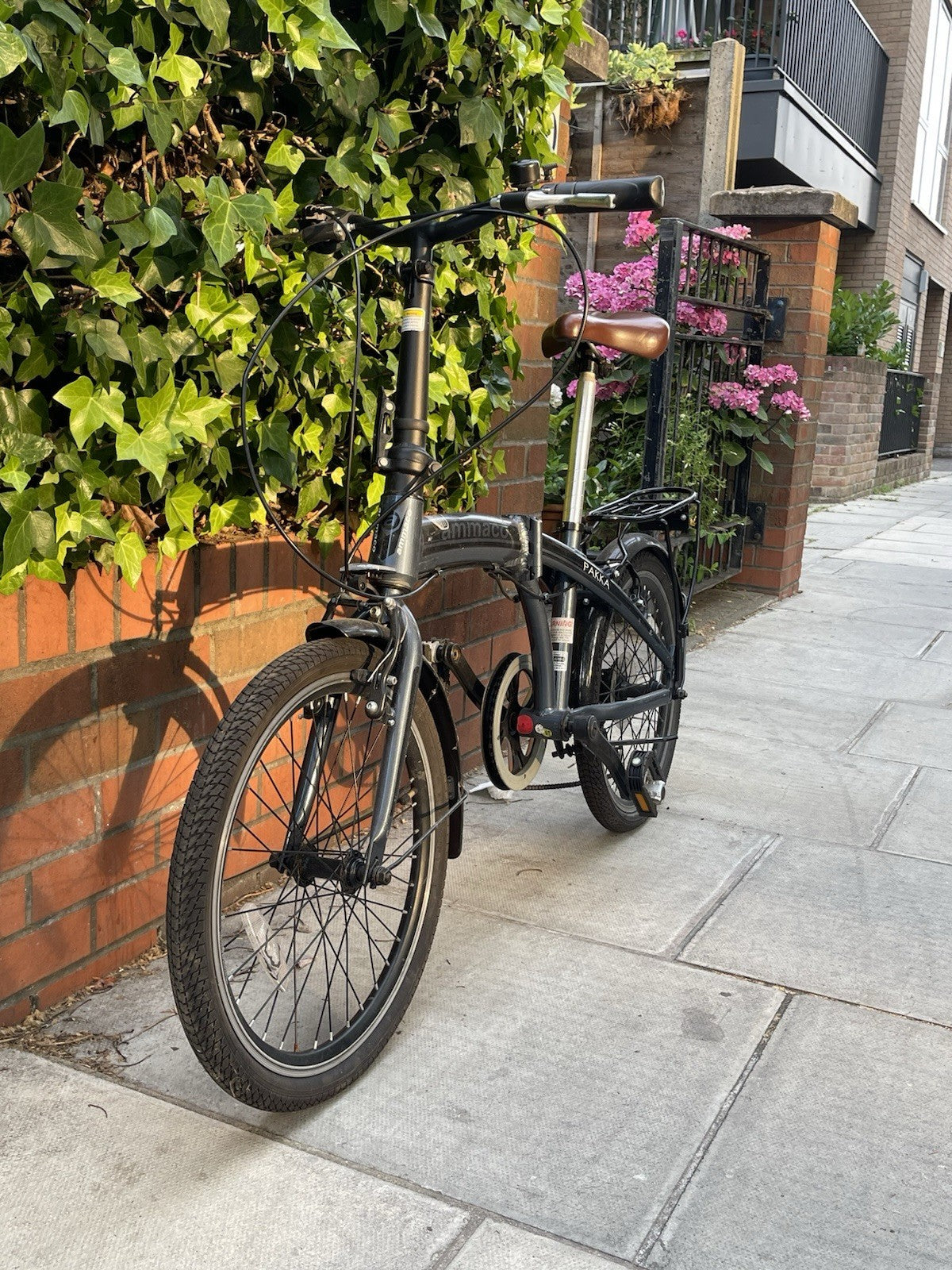 Ammaco Pakka Folding Bike Compact Commuter Bike w/ Rear Rack VGC