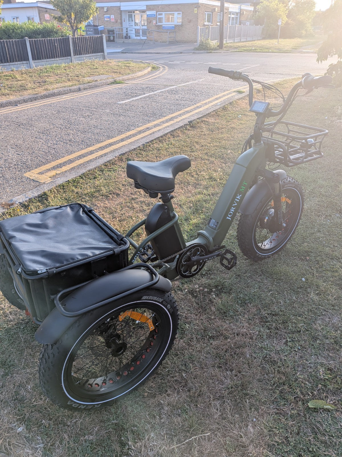Jorvik JMT11-7 Dual Battery 'E' Folding Tricycle ,Trike,EX-DISPLAY, Delivery Pos