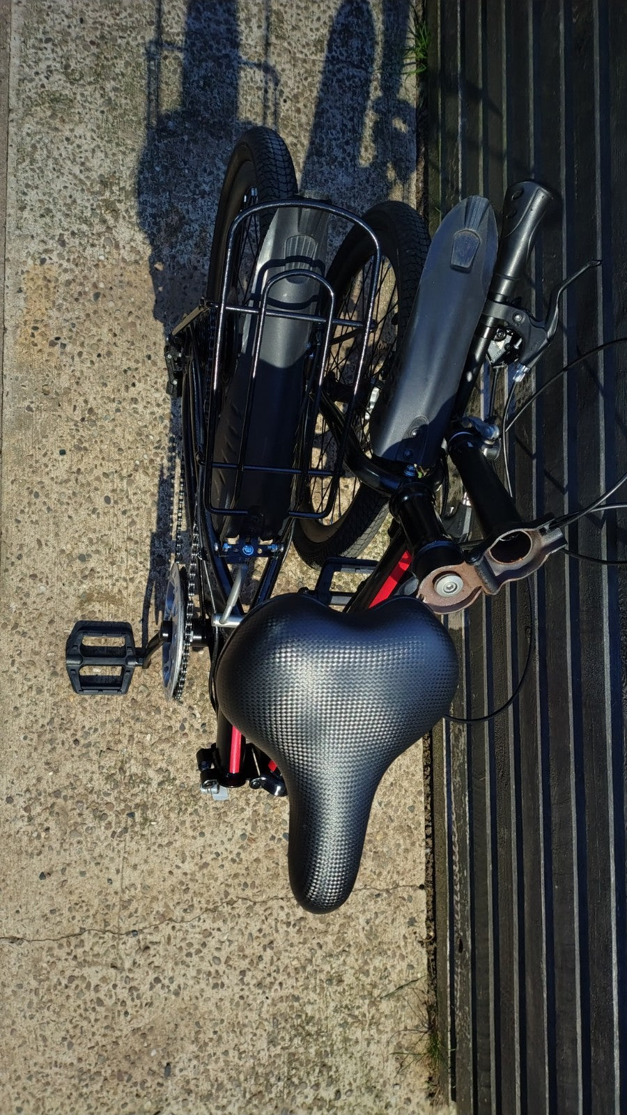 SRAM 20in Folding Bike Black/Red Disc Brakes Mudguards Rear Rack