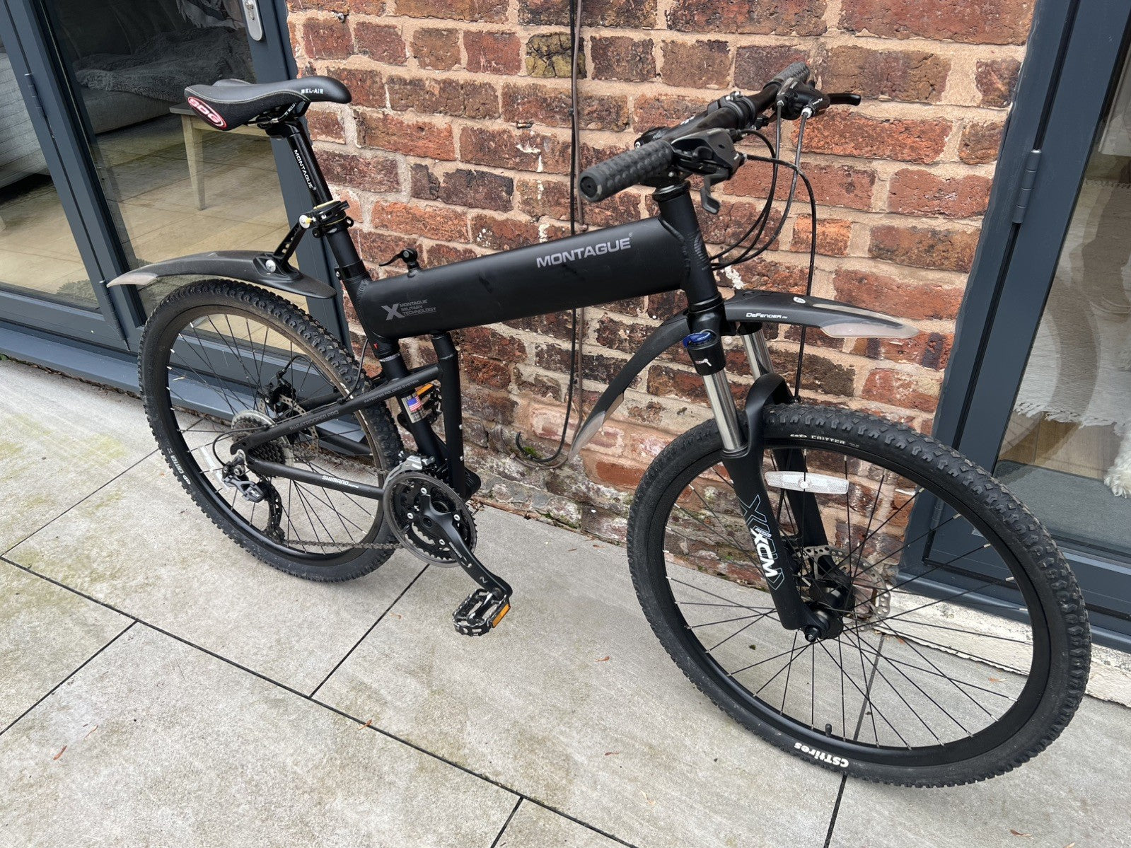 Montague Paratrooper Pro, Large, SDG Bel-Air Saddle, Defender M2 Mudguards
