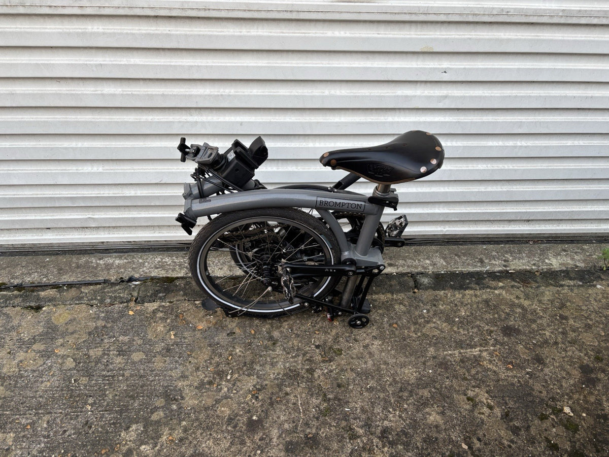 Brompton P Line Urban Electric – Grey – very little use