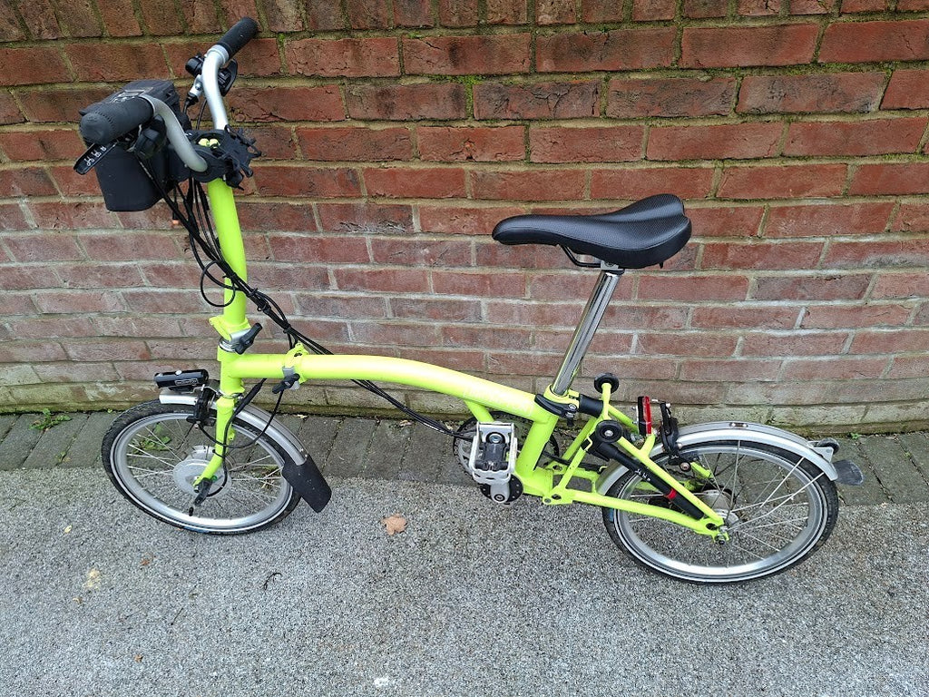 6-Speed Brompton M6L Folding Bike complete with Swytch