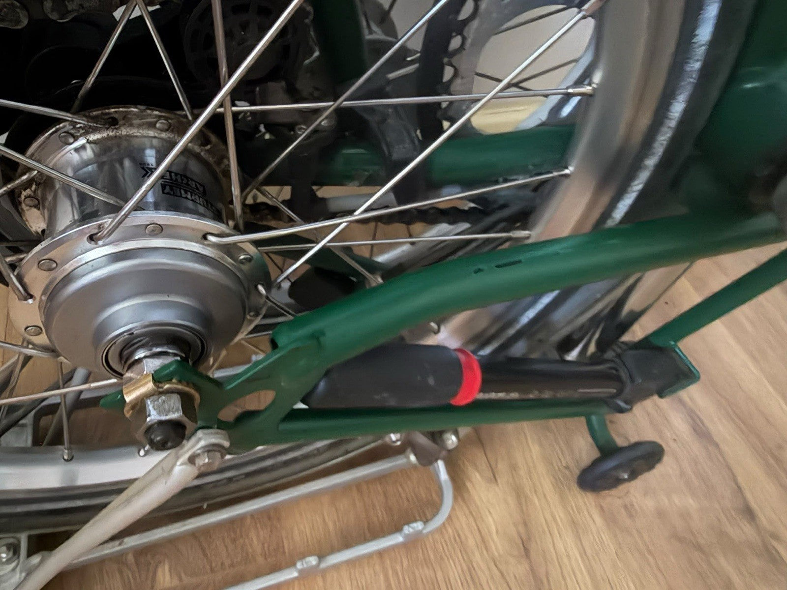 Brompton C Line P6R (6 Speed) folding bicycle - GREEN (EXCELLENT CONDITION)