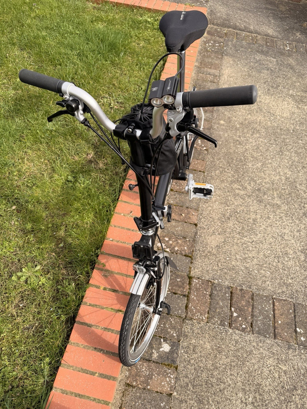 Brompton C Line Folding Bike 6-Speed matte black Good Condition