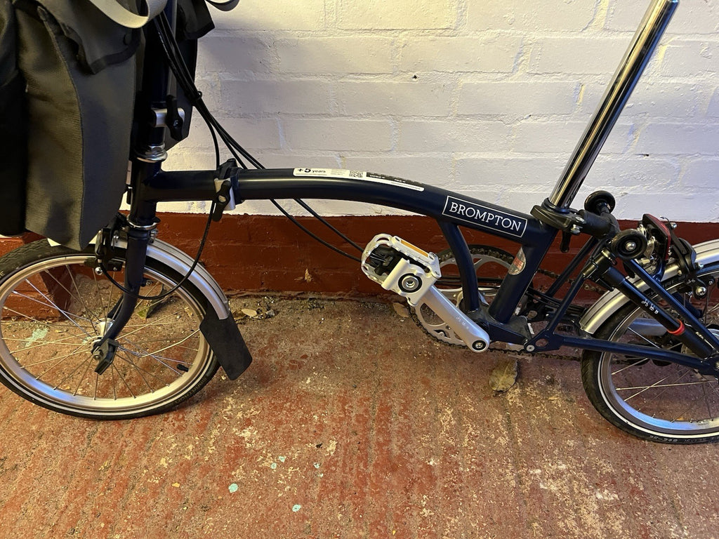 Brompton H6 Folding bicycle with 28 Litre Front bag, tool kit and Lights