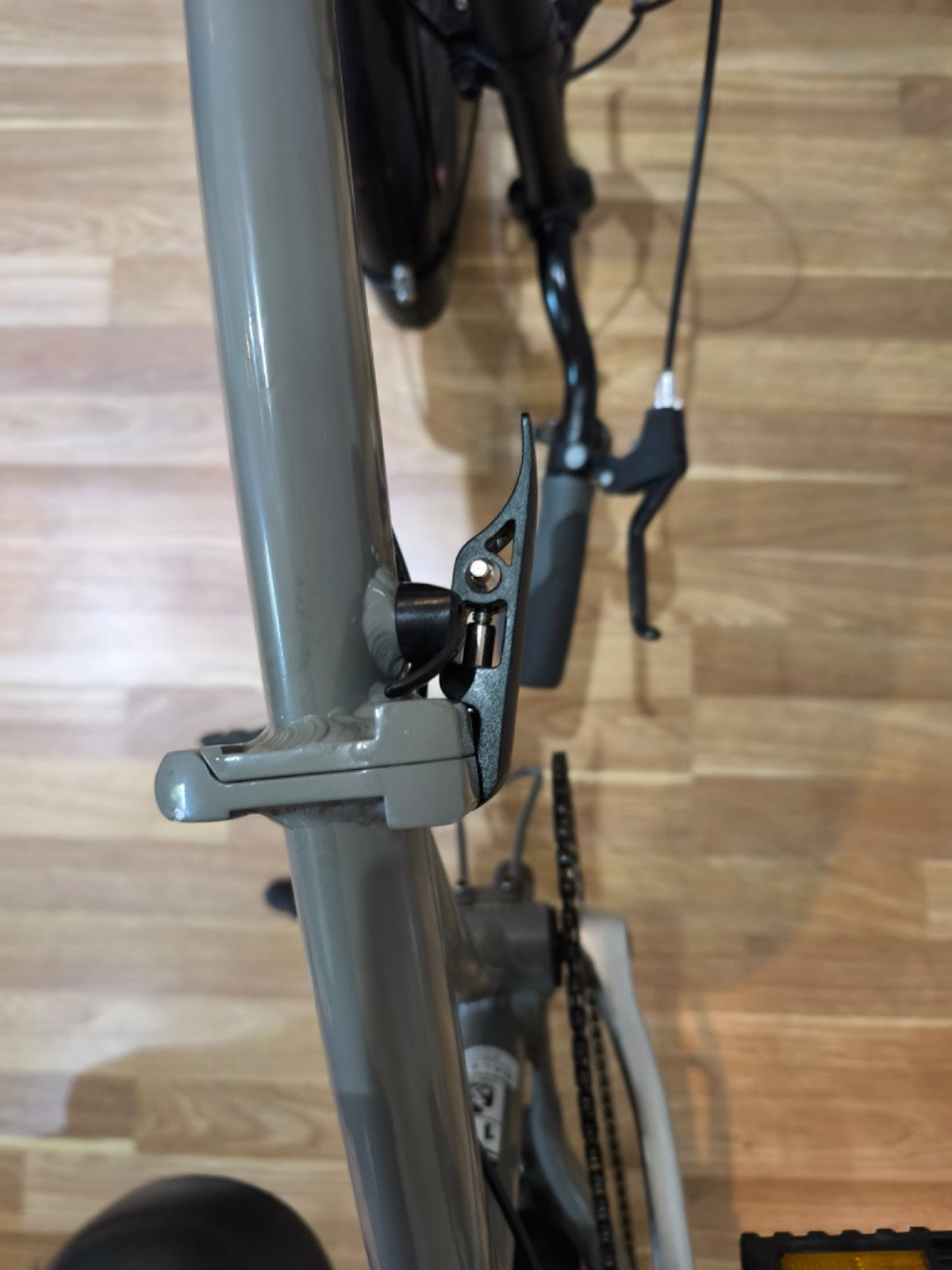 Raleigh Evo 2 Folding Bike - Grey - 7 Speed (Very Good Condition)