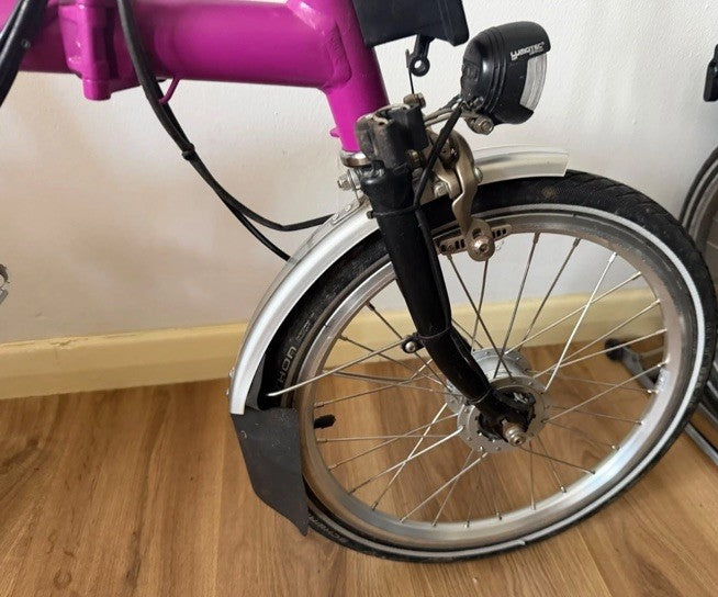 Brompton C Line H6L (6 Speed) folding bicycle - Berry (Excellent Condition)