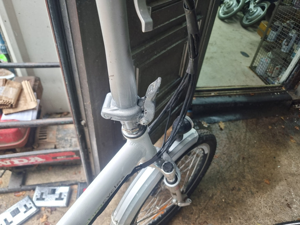 Green zebra cycles E bike pedal assist 36v spares or repair Folding bike trans