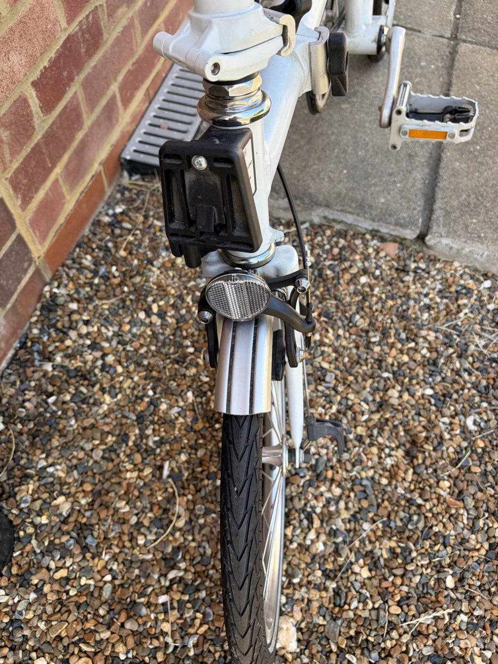 Brompton M3L 3 Speed Folding Bike 2019 White + Genuine Brompton Bag