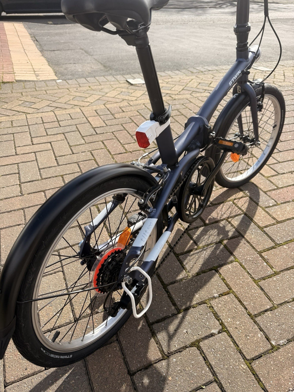 BTWIN Tilt 500 Folding Bike Blue, from Decathlon, Has Minimal Usage