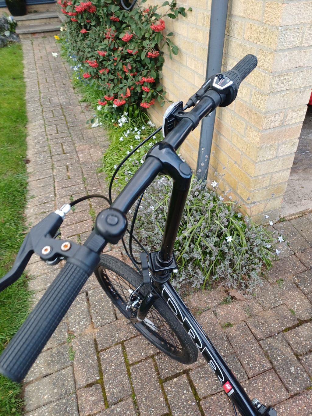 DRB City Folder Freedom Bicycle 20 In Wheels 6 Speed Gears Collect From Bedford