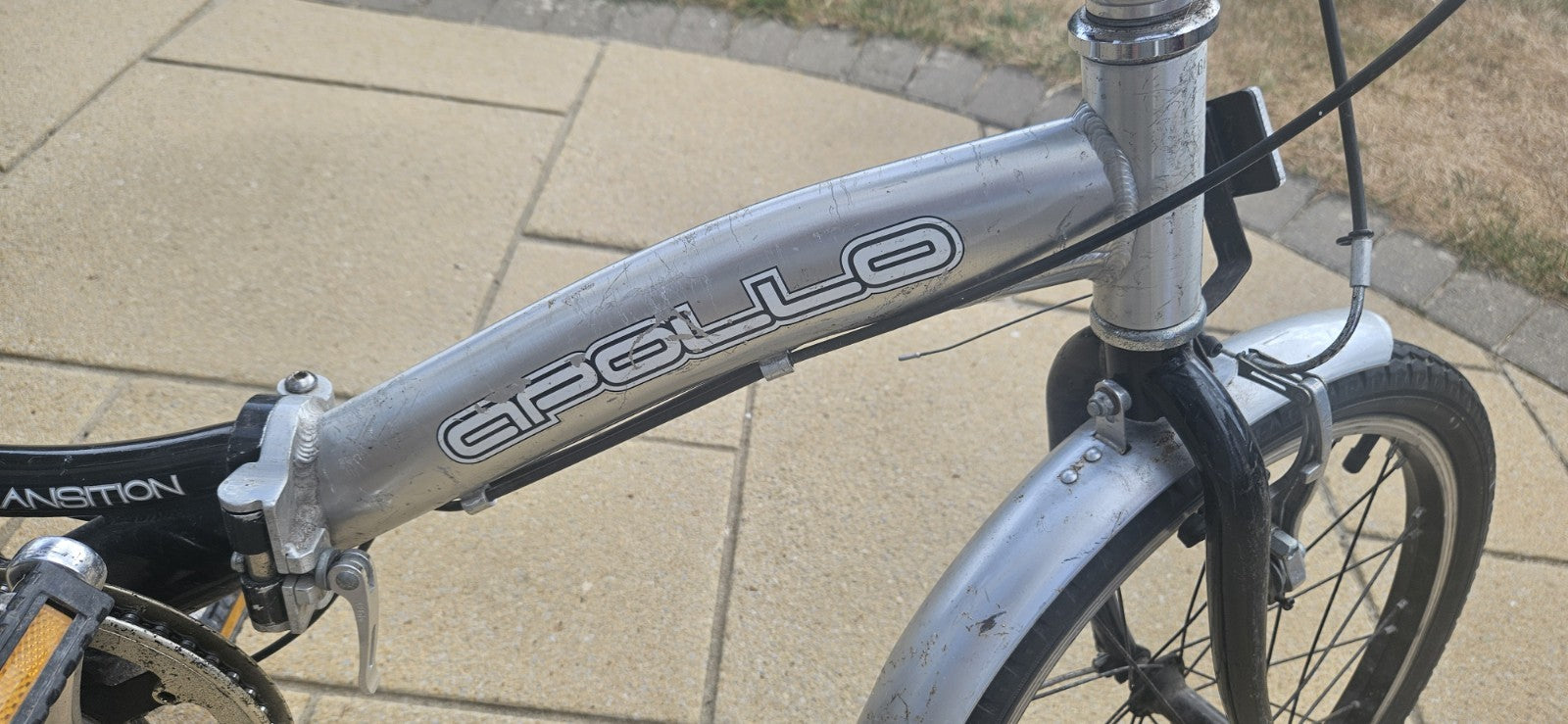 Apollo Transition Unisex Folding Bike 6-Speed Gears. Collection only  Chepstow