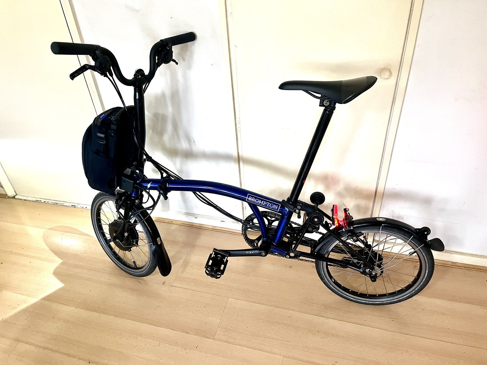 Brompton C Line Electrc 6  Speed, Blue Lacquer, One Size Handlebar Exc Cond