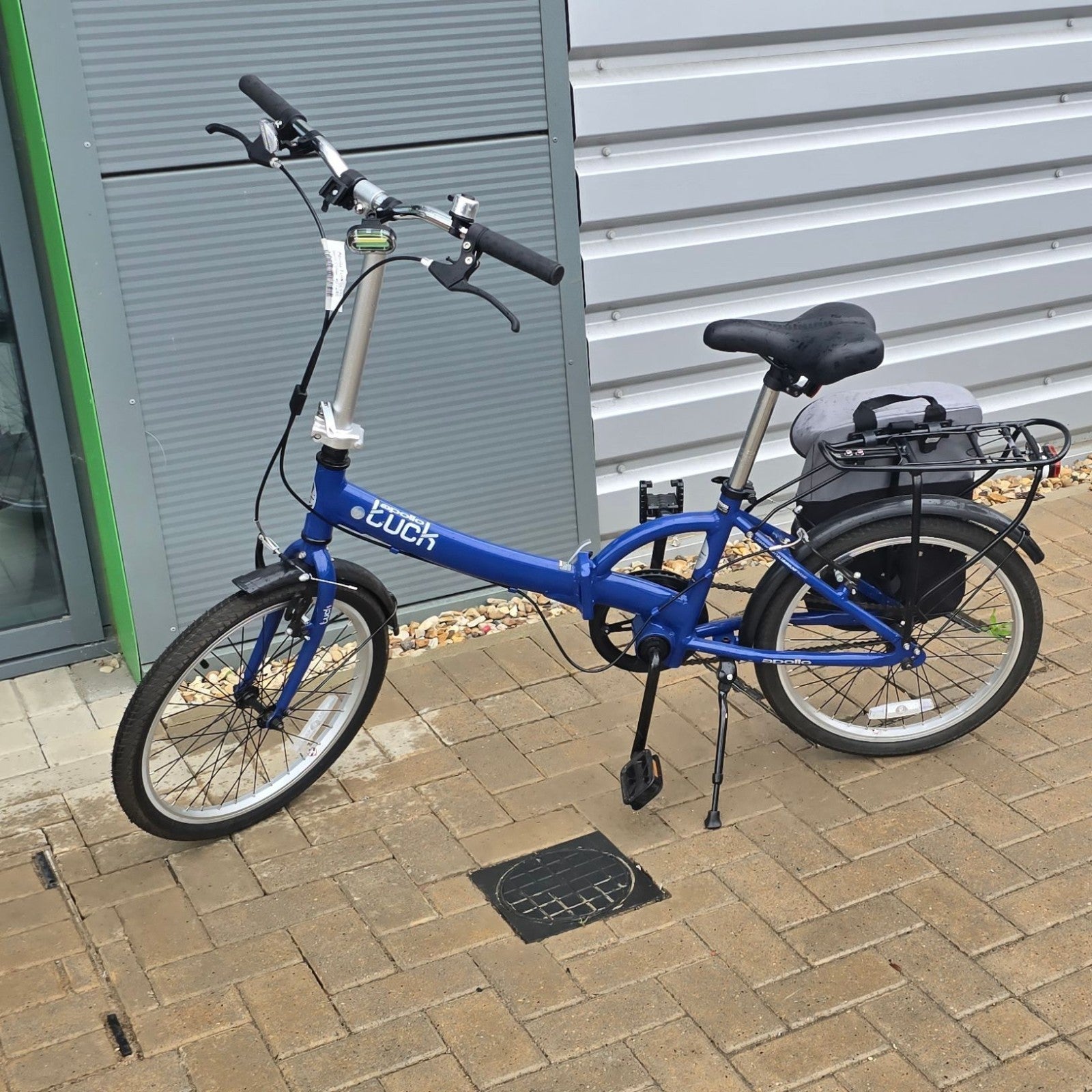 Apollo Tuck Folding Bike 20in Blue 1-Speed V-Brake Kickstand