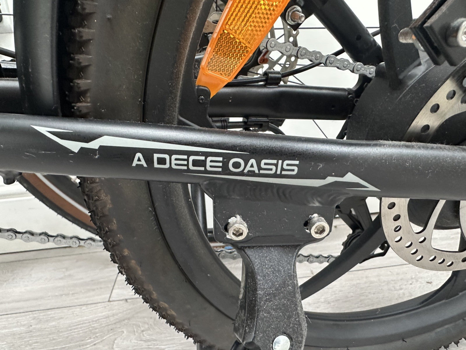 Ado 20+ Bicycle
