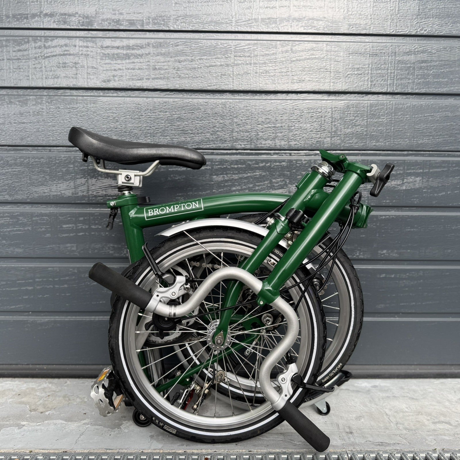 Brompton M3L 3 speed Racing Green   Superb Condition