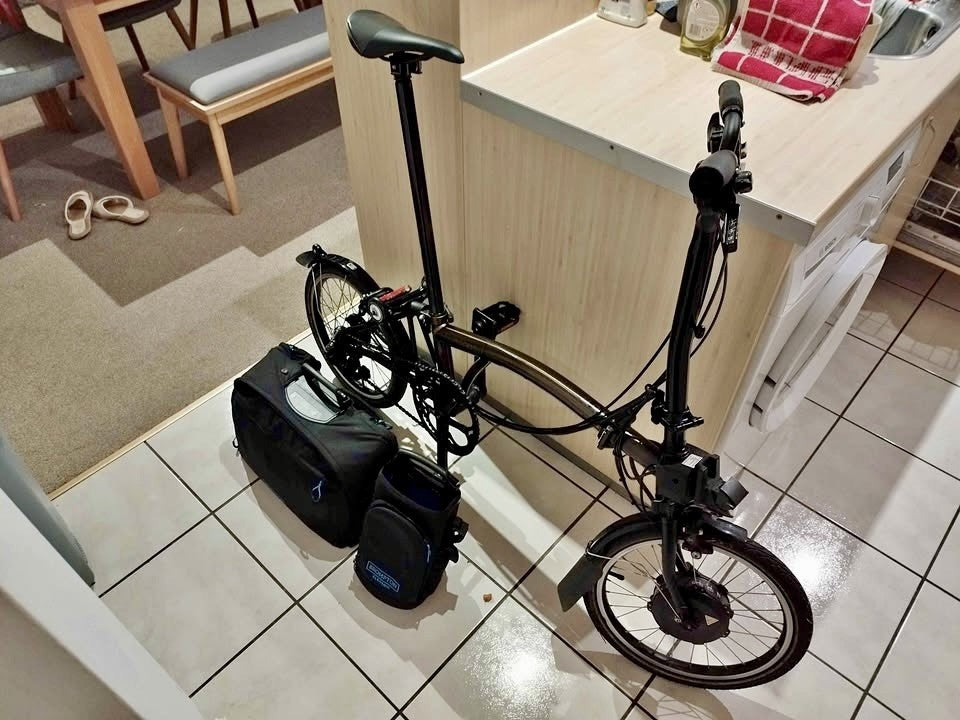 Brompton Electric C Line Explore 6 Speed, Gold Lacquer Limited Edition