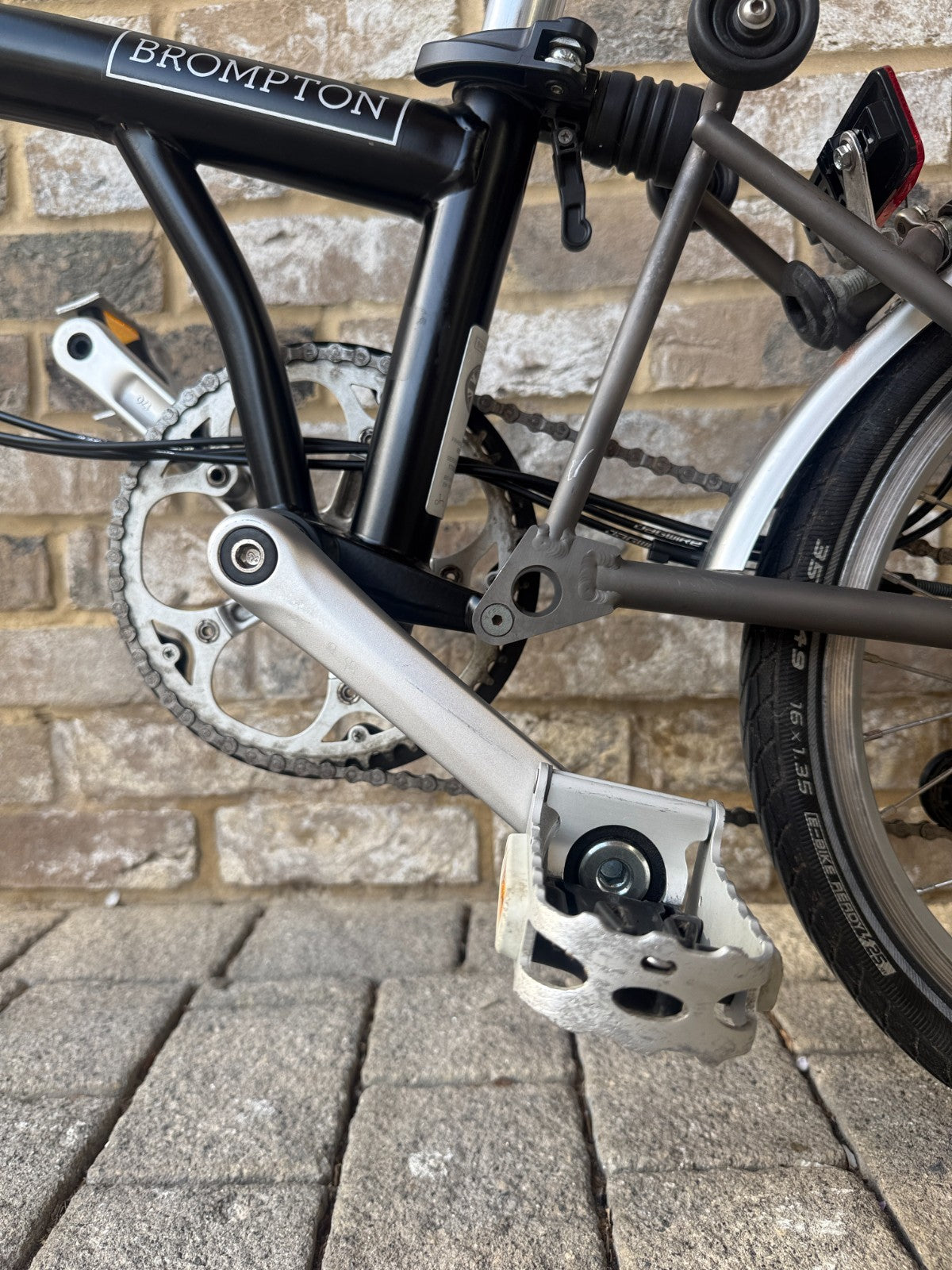 Brompton S6L-X Black - Superlight Titanium - WORLDWIDE SHIPPING