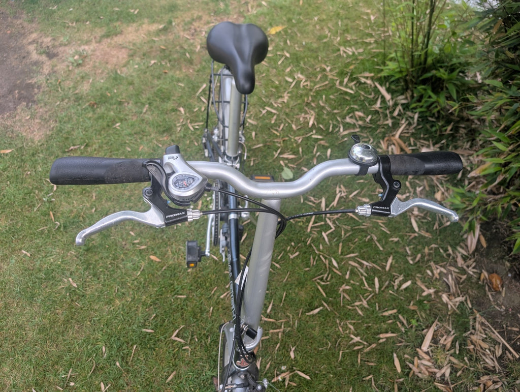 Raleigh Boardwalk Alloy Folding bike,6 spd,20" Shimano gears commuter bicycle
