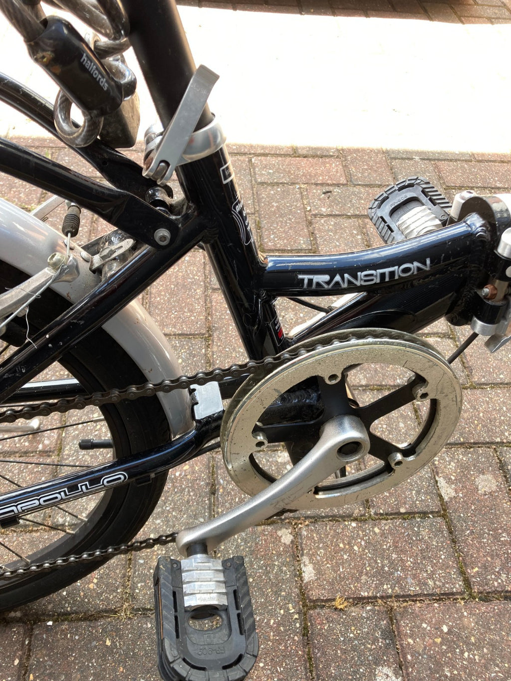 Apollo Transition Folding Bike - Shimano Gears