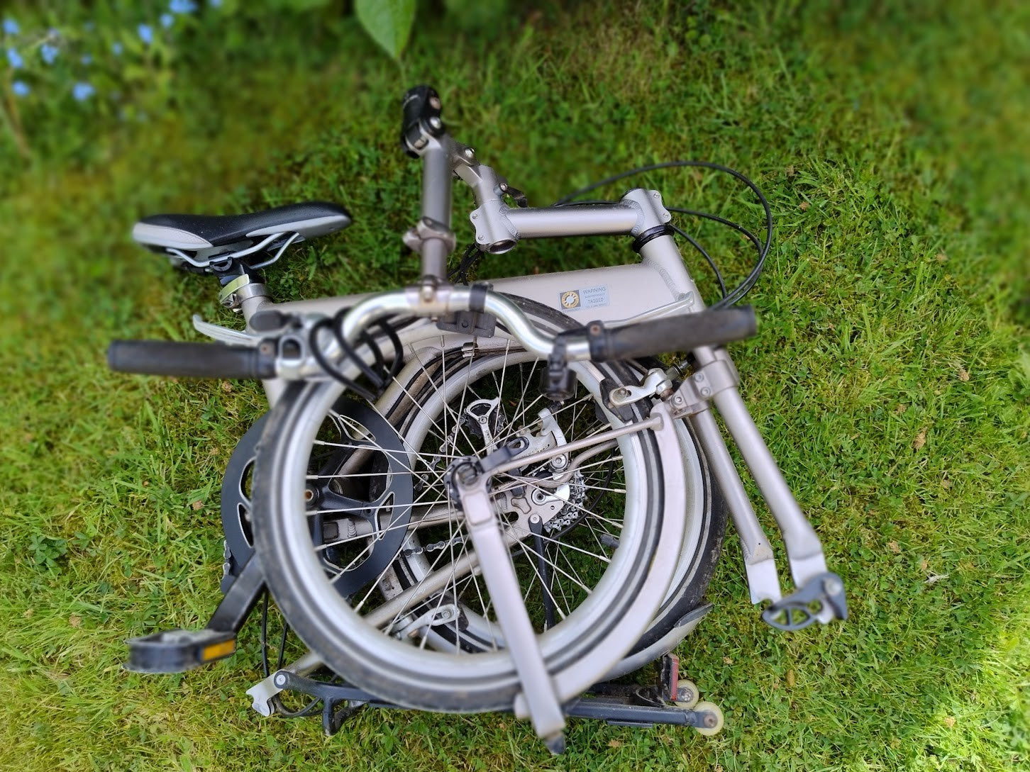 Mezzo I-4 Four speed folding bike. Lightweight and easy to fold