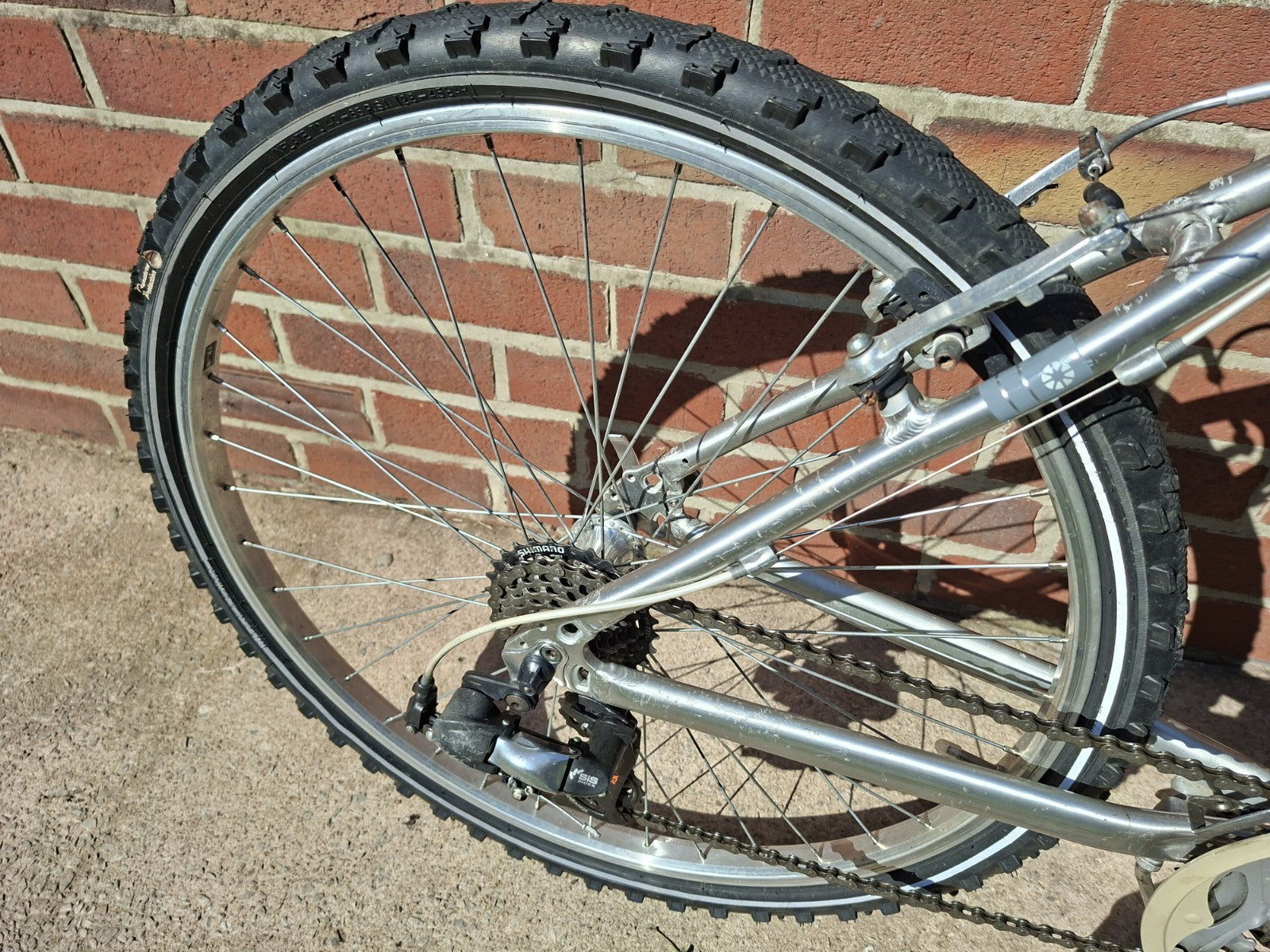 DAHON Espresso Folding Bike 26in Aluminium Derailleur V-Brake Silver