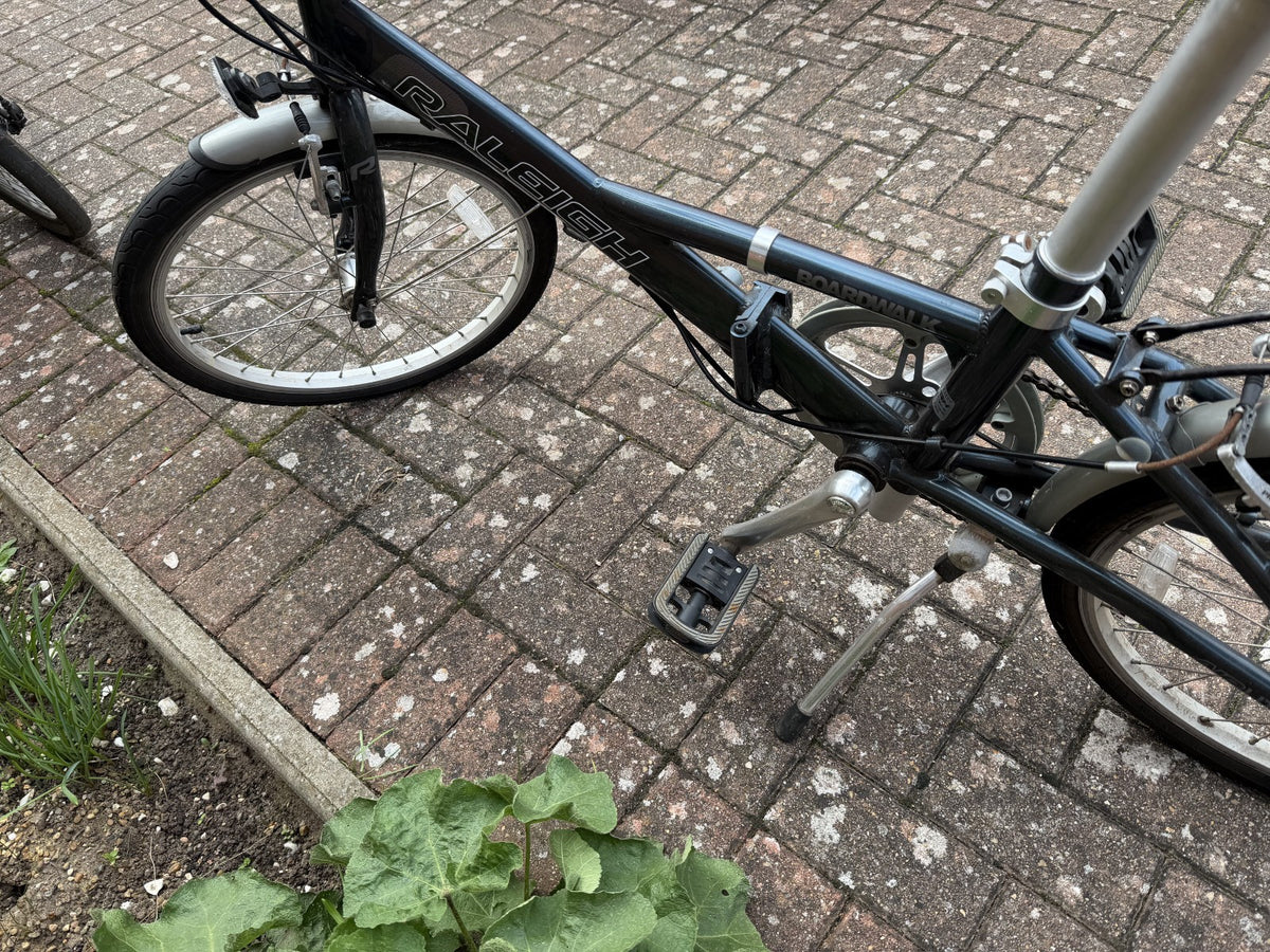 Raleigh Boardwalk Folding Bike 20" wheel